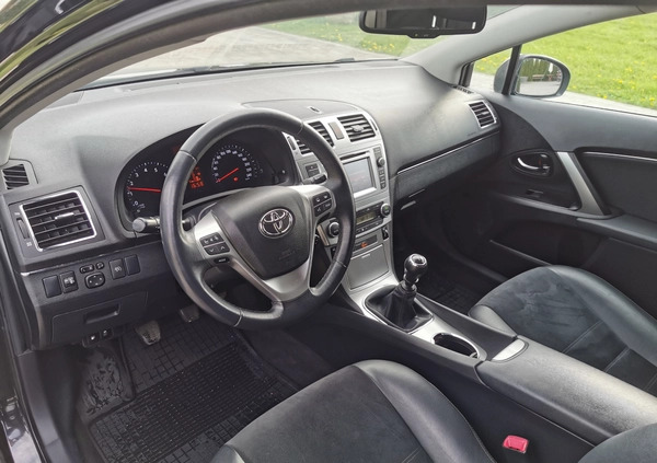 Toyota Avensis cena 44900 przebieg: 213000, rok produkcji 2014 z Miłakowo małe 191